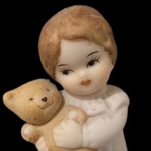 Growing Up Girlsby Enesco | 1